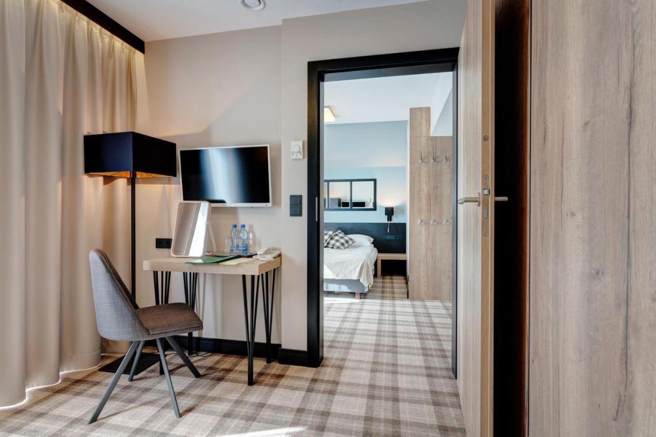 Hotel Wojciech เอากุสตูฟ ภายนอก รูปภาพ