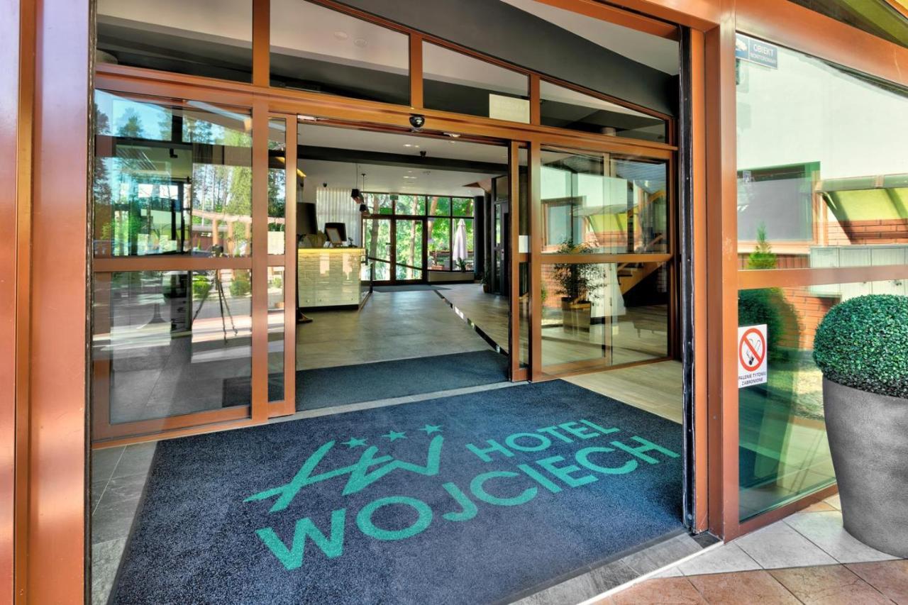 Hotel Wojciech เอากุสตูฟ ภายนอก รูปภาพ